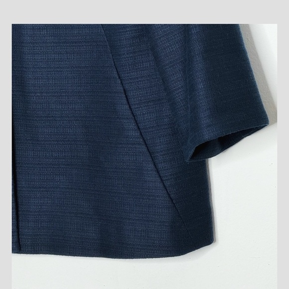J Crew Blazer Cropped Jacket 3 Button Closure Navy Blue Textured Elbow Sleeves 8 - Picture 7 of 9
